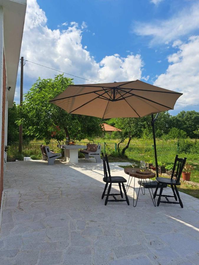 Guest House Green River Ljubuški Buitenkant foto