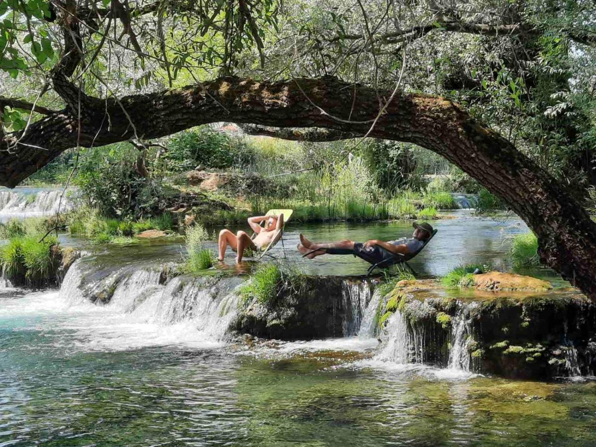 Guest House Green River Ljubuški Buitenkant foto